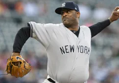 Sabathia de Nueva York lanza durante el primer inning ante los Orioles