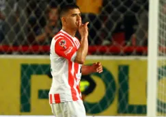 Jairo González festeja un gol con Necaxa en el Clausura 2017 