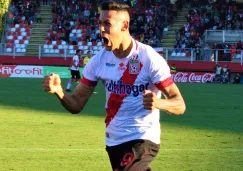 Mauro Quiroga festeja gol con Curicó Unido