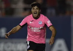 Nicolás Ibañez festeja un gol con el Atlético San Luis