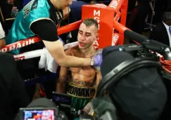 Maxim Dadashev es reanimado en su equina