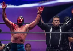 Blue Demon Jr. festeja triunfo en Triplemanía XXVll 