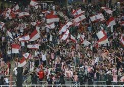 Aficionados de Chivas durante un partido