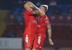 Jugadores de Veracruz se lamentan durante el duelo vs Gallos