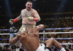 Andy Ruiz deja sobre la lona a Anthony Joshua 