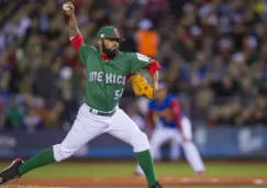 Sergio Romo en un lanzamiento contra Venezuela 