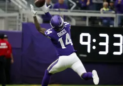 Stefon Diggs atrapa un pase de anotación 