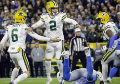 Mason Crosby celebra el gol de campo de la victoria