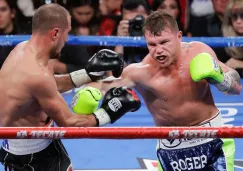 Canelo y Kovalev en su pelea en Las Vegas