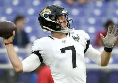 Nick Foles durante un juego con los Jaguars