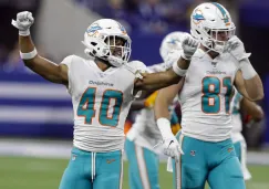 Nik Needham celebrando un Touchdown de Miami Dolphins