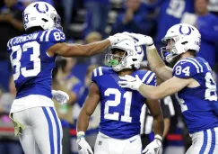 Jugadores de los Colts festejan anotación sobre Jaguars