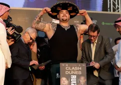 Andy Ruiz sube a la báscula en Arabia Saudita