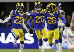 Jugadores de los Rams festejan la victoria