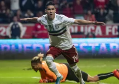 Uriel Antuna festeja un gol con Selección Mexicana