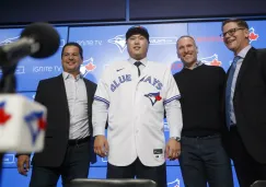 Hyun-Jin Ryu en su presentación con los Blue Jays