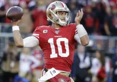 Jimmy Garoppolo en acción con los 49ers