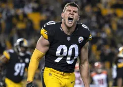 TJ Watt festeja una captura con los Steelers