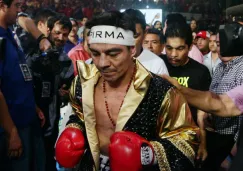 Travieso Arce entrando a un combate 