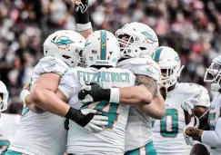 Ryan Fitzpatrick y otros jugadores de Miami durante un partido