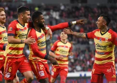 Jugadores del Morelia celebran victoria sobre el Atlas