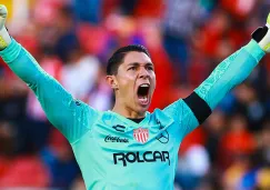 Hugo González celebra una anotación de Necaxa 