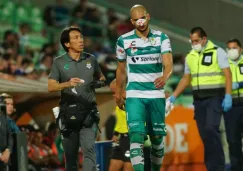 Matheus Dória salió lesionado del partido