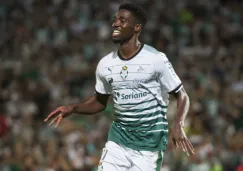 Djaniny Tavares celebra una anotación en el Clausura 2018 