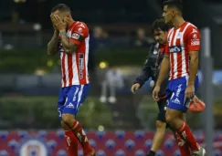 Jugadores del Atlético San Luis en lamento durante un partido