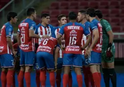 Chivas en un partido de Liga MX