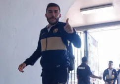 Juan Pablo Vigón previo a un partido con Pumas