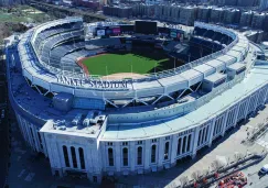 Gobernador de New York ve posible realizar juegos de beisbol en verano