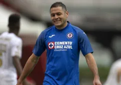 Pablo Aguilar en un partido del Cruz Azul