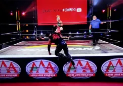 Una de las luchas en Lucha Fighter AAA