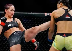 Jessica Eye, en acción durante un combate