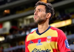 Jorge Valdivia durante un partido con Morelia