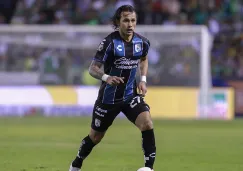 Omar Arellano en partido con Gallos Blancos 