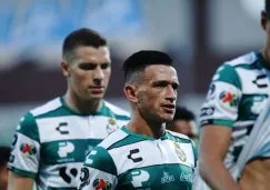 Jugadores de Santos, durante juego ante Necaxa