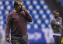 Juan Reynoso durante el duelo ante Querétaro 