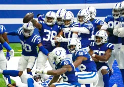 Jugadores de los Colts festejan una anotación