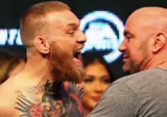 McGregor y White en una conferencia de prensa