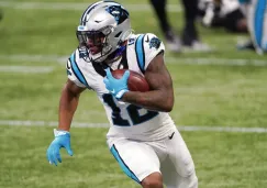 D.J. Moore a punto de anotar ante Atlanta