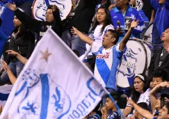 Afición del Puebla en el Estadio Cuauhtémoc