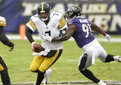 Roethlisberger en acción ante los Ravens