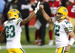 Rodgers y Jones celebran una anotación vs 49ers