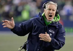 Pete Carroll grita durante un partido de Seattle