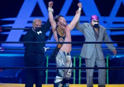  Kenny Omega retuvo su Megacampeonato de AAA 