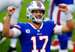 Allen festeja una anotación de los Bills sobre Dolphins