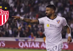 Rodrigo Aguirre festeja un gol con Liga de Quito