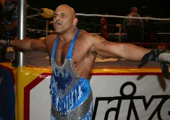  Konnan en una función de Triple A